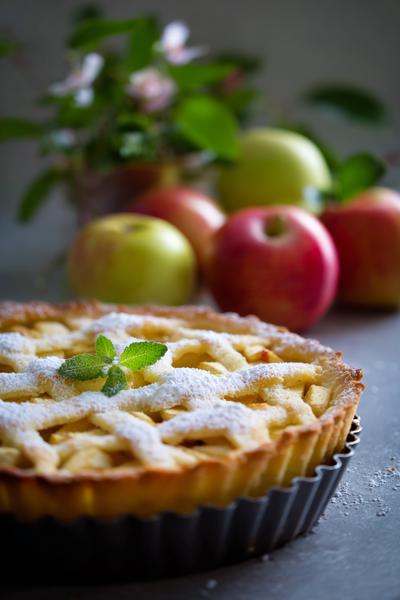 6. Appeltaart recept met frisse citroenrasp en lichte appelmix
