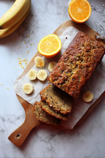 13. Bananenbrood recept met chai-kruiden en sinaasappelzeste