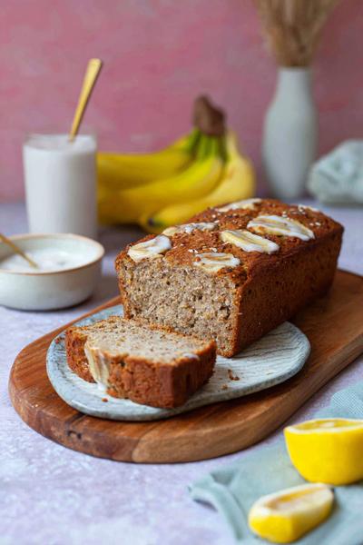 23. Bananenbrood recept met vegan lijnzaad-ei en romige plantendrink