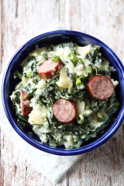 1. Boerenkool stamppot recept met rookworst en mosterdjus