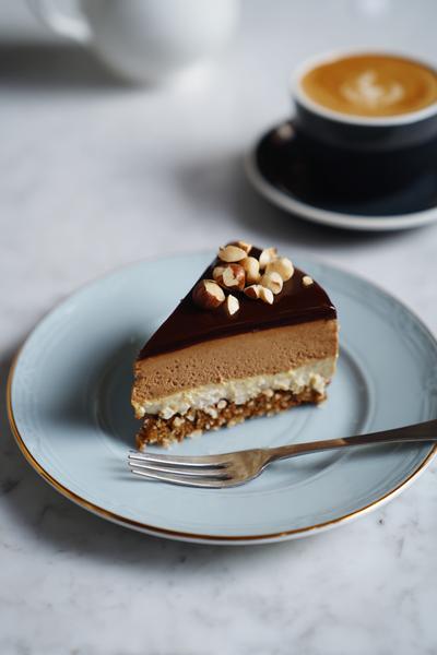 13. Cake recept hazelnootcake met espresso en glanslaag