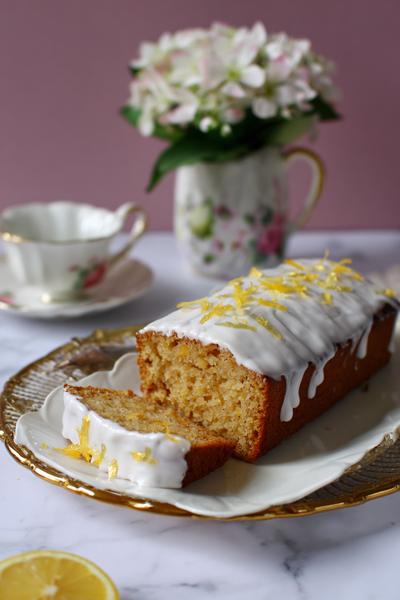 15. Cake recept honingcake met tijm en gouden korst