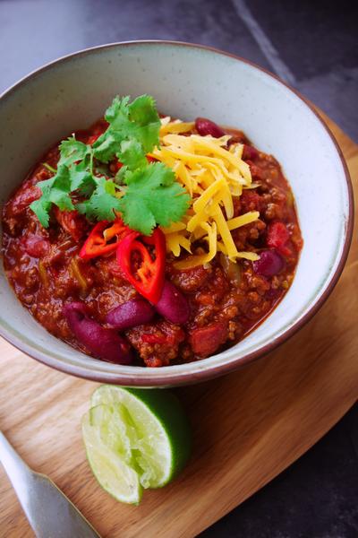 4. Chili con carne recept met chorizo en sinaasappelachtige rooktoon