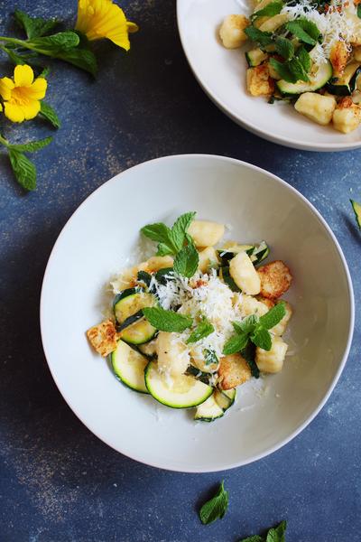 11. Gnocchi recept met gebakken courgette en munt