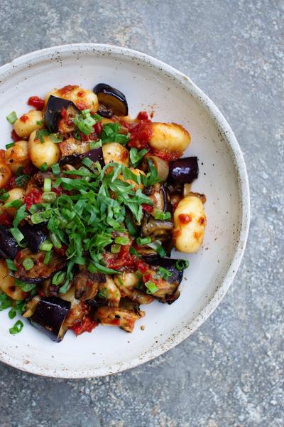 12. Gnocchi recept met aubergine, kappertjes en olijven
