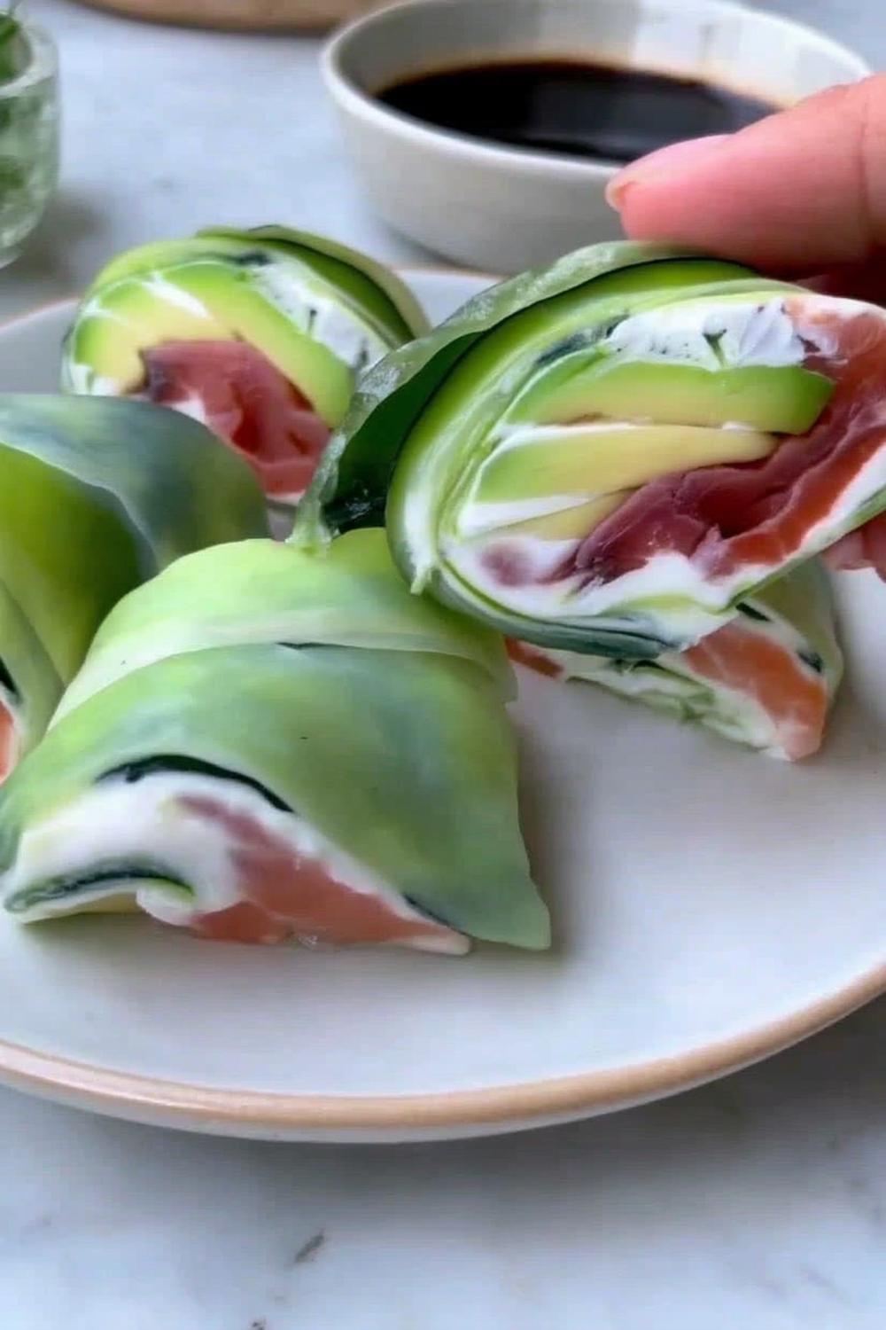 Komkommer Zalm Rolletjes