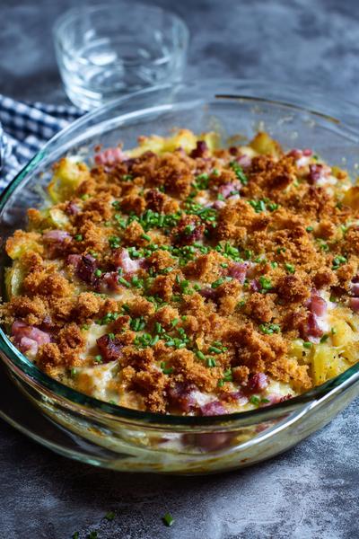 13. Hollandse ovenschotel recept met witlof, ham en aardappelkrokant