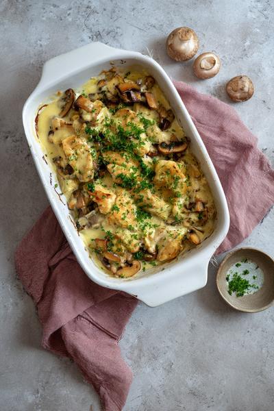 8. Hollandse ovenschotel recept met kip, champignons en romige mosterdsaus