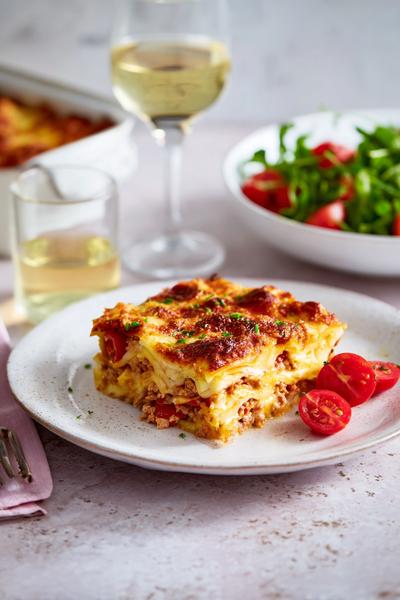 8. Lasagne recept met tonijn, kappertjes en olijfkruim
