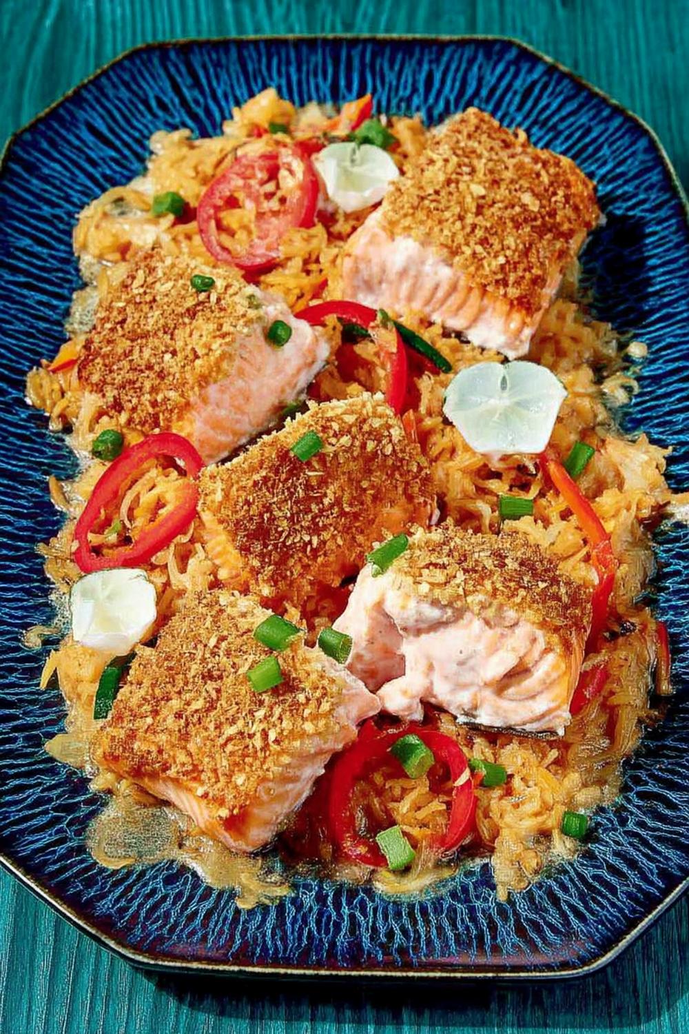 Aziatische Zalmschotel