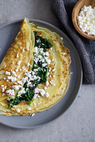 19. Pannenkoeken recept met spinazie en feta-contrast