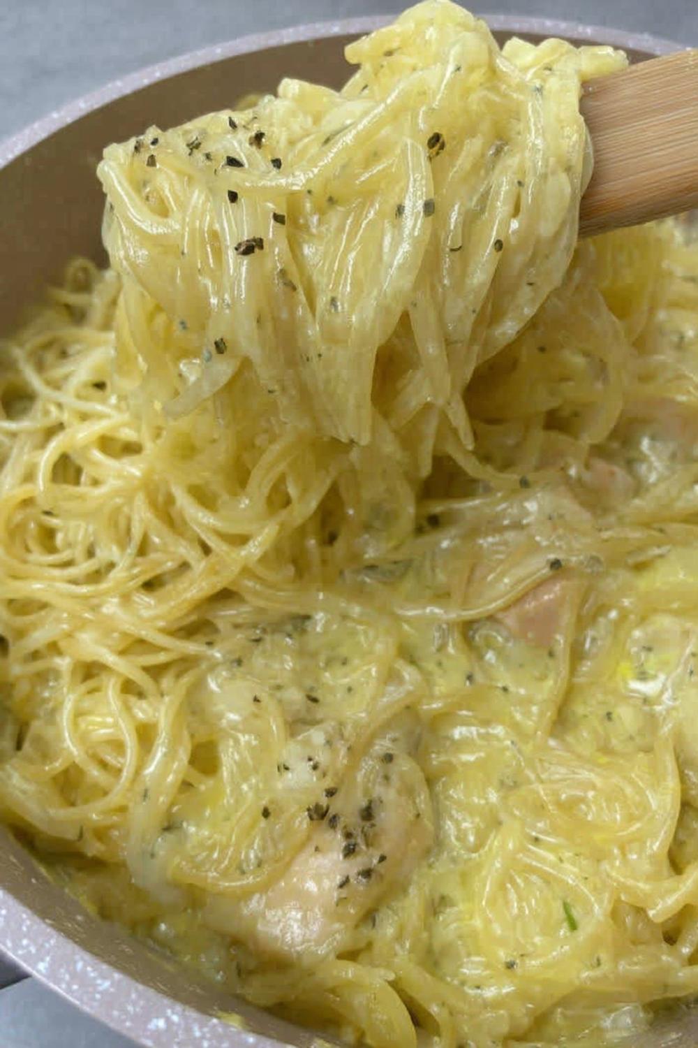 Cremige kip fettuccine