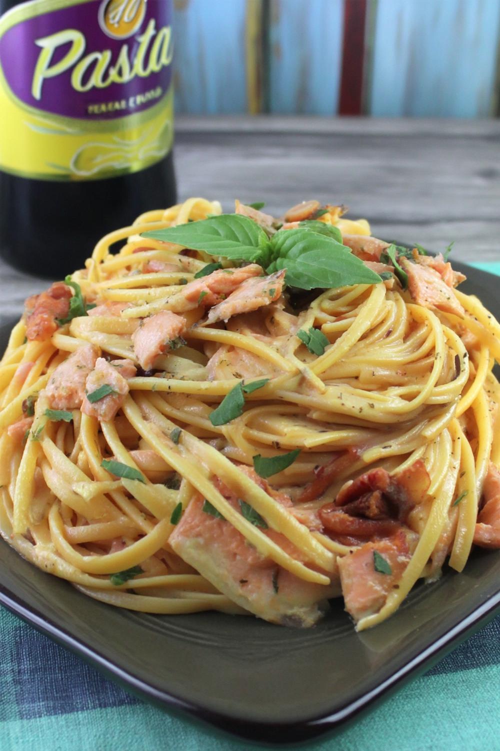 Spaghetti carbonara met zalm