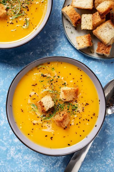 22. Pompoensoep recept met spekjes, bosui en extra peper