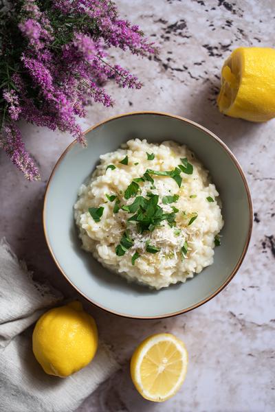 17. Risotto recept met kokos: romige kokosmelk en limoenblad