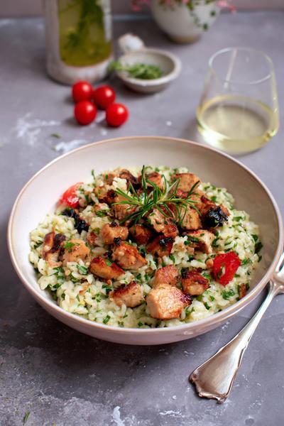 8. Risotto recept met kip: krokant gebakken dijfilet en rozemarijn