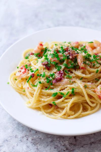 20. Spaghetti Carbonara Recept met Zeewierflinters en Umami-Zout